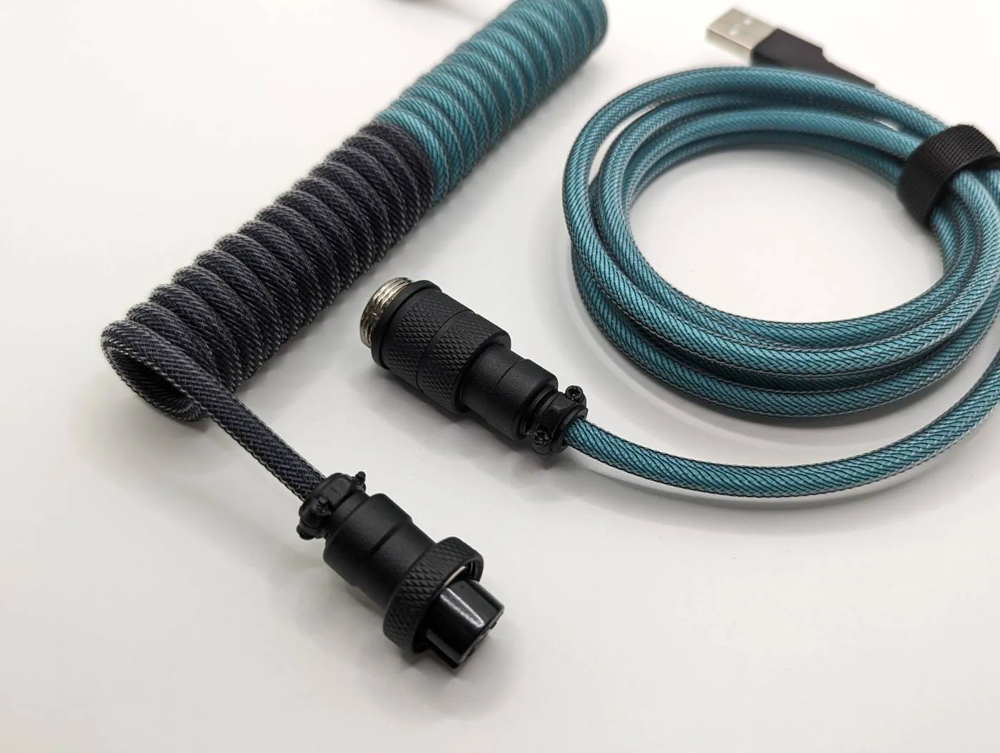 Ausmodshop Coiled Keyboard Cable - Swamp