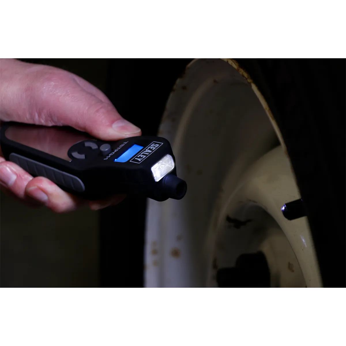 Digital Tyre Pressure & Tread Depth Gauge