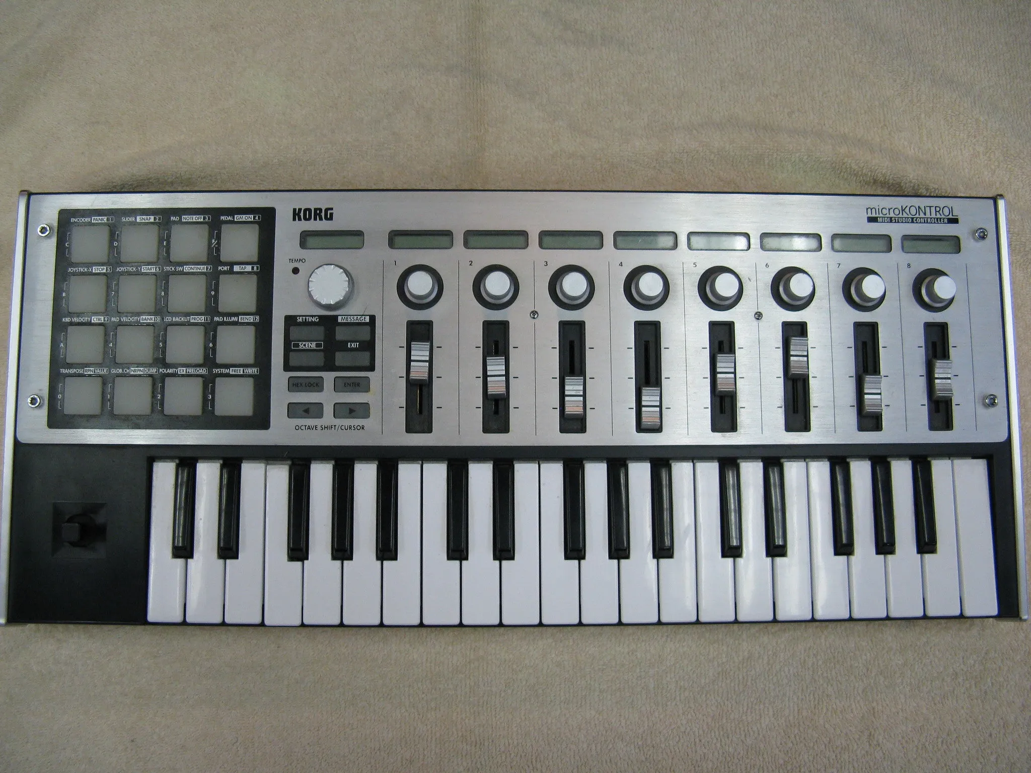 Korg microKONTROL MIDI Keyboard Controller