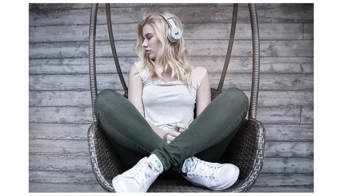 Monster Clarity Designer Series HD Bluetooth Wireless Headphones in Silver - Ships Same/Next Day!